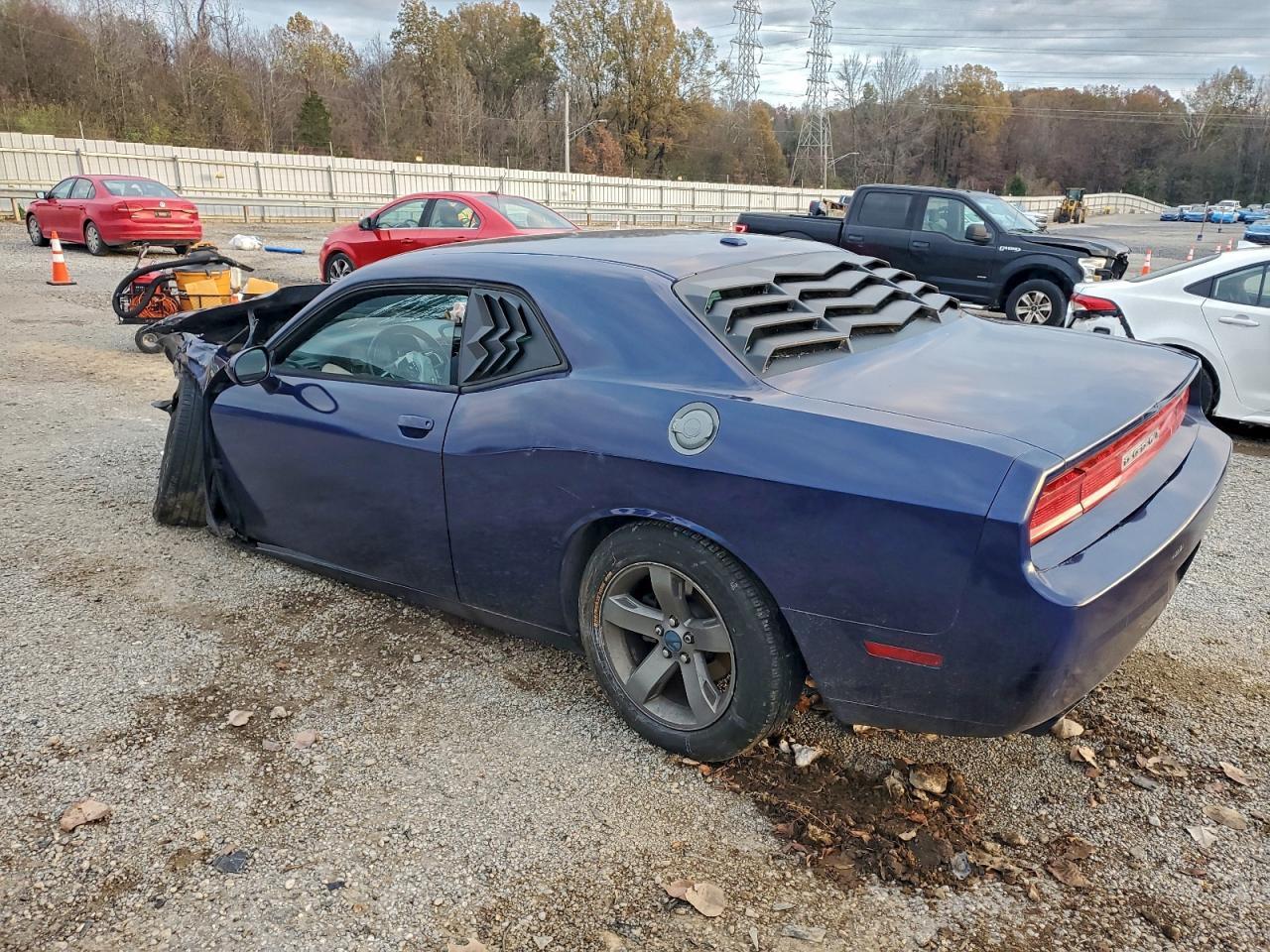 2014 Dodge Challenger Sxt - Фото 2