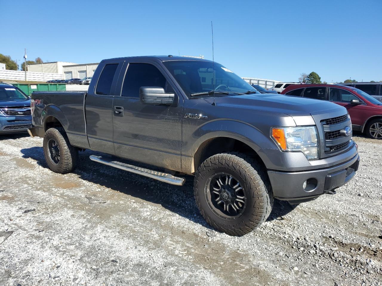 2014 Ford F150 Super Cab - Фото 4