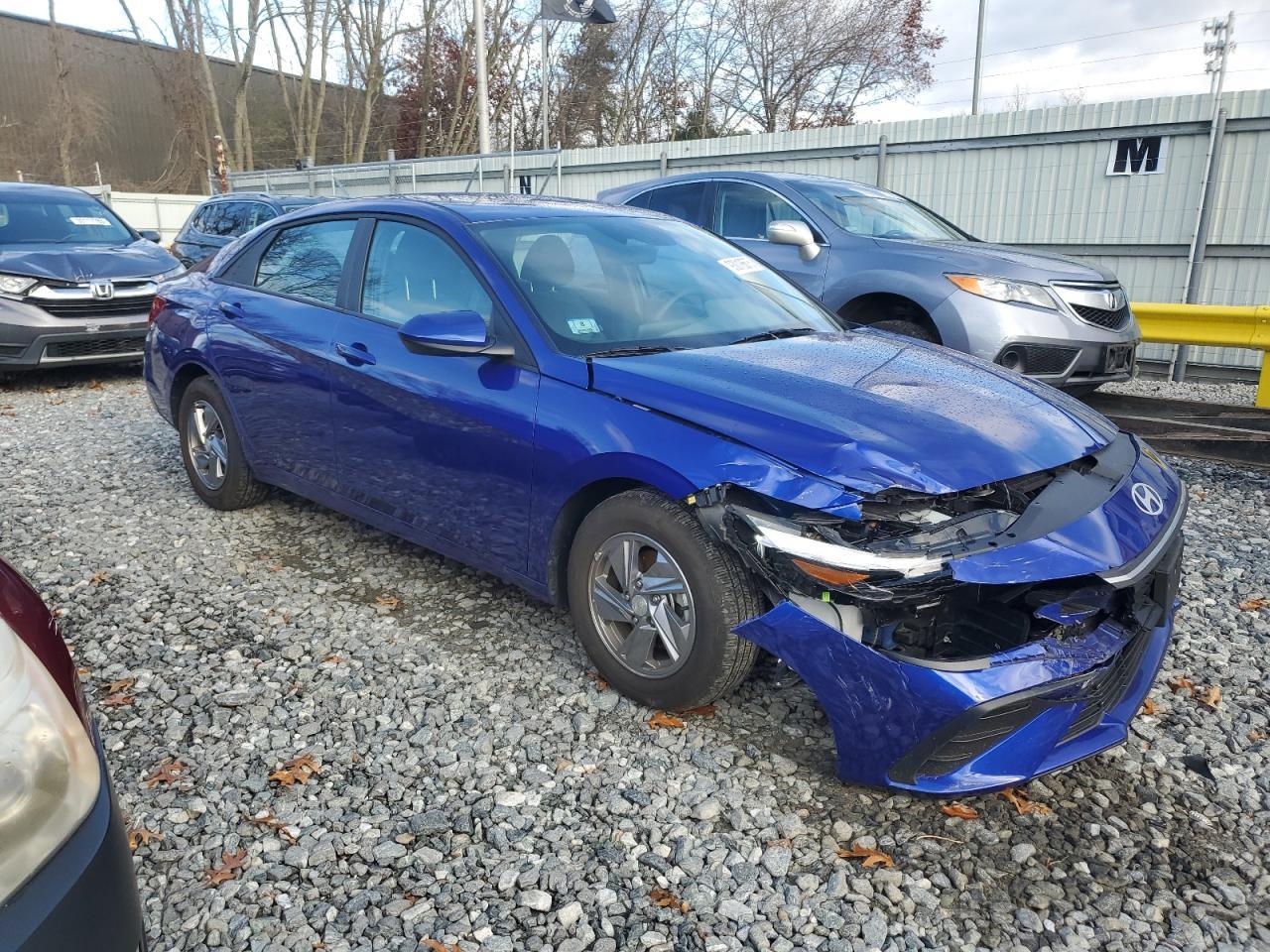 2024 Hyundai Elantra Se - Фото 4