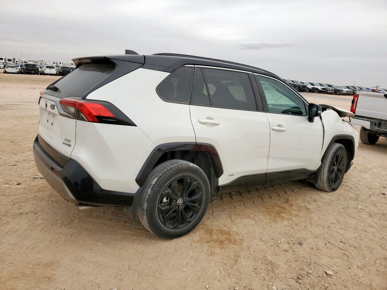 2022 Toyota Rav4 Xse - Фото 3