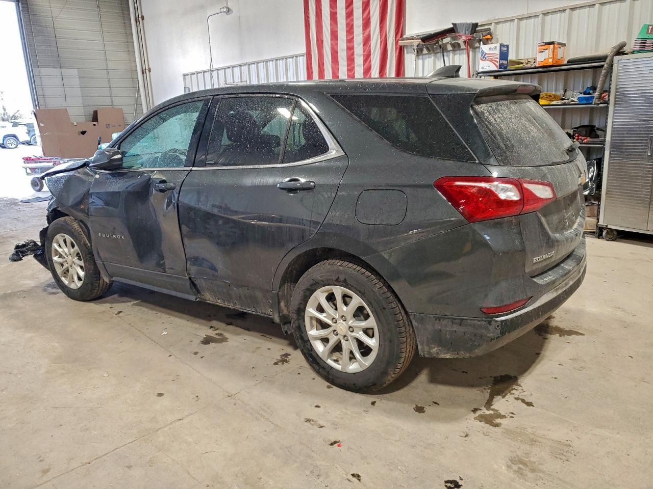 2019 Chevrolet Equinox Lt - Image 2