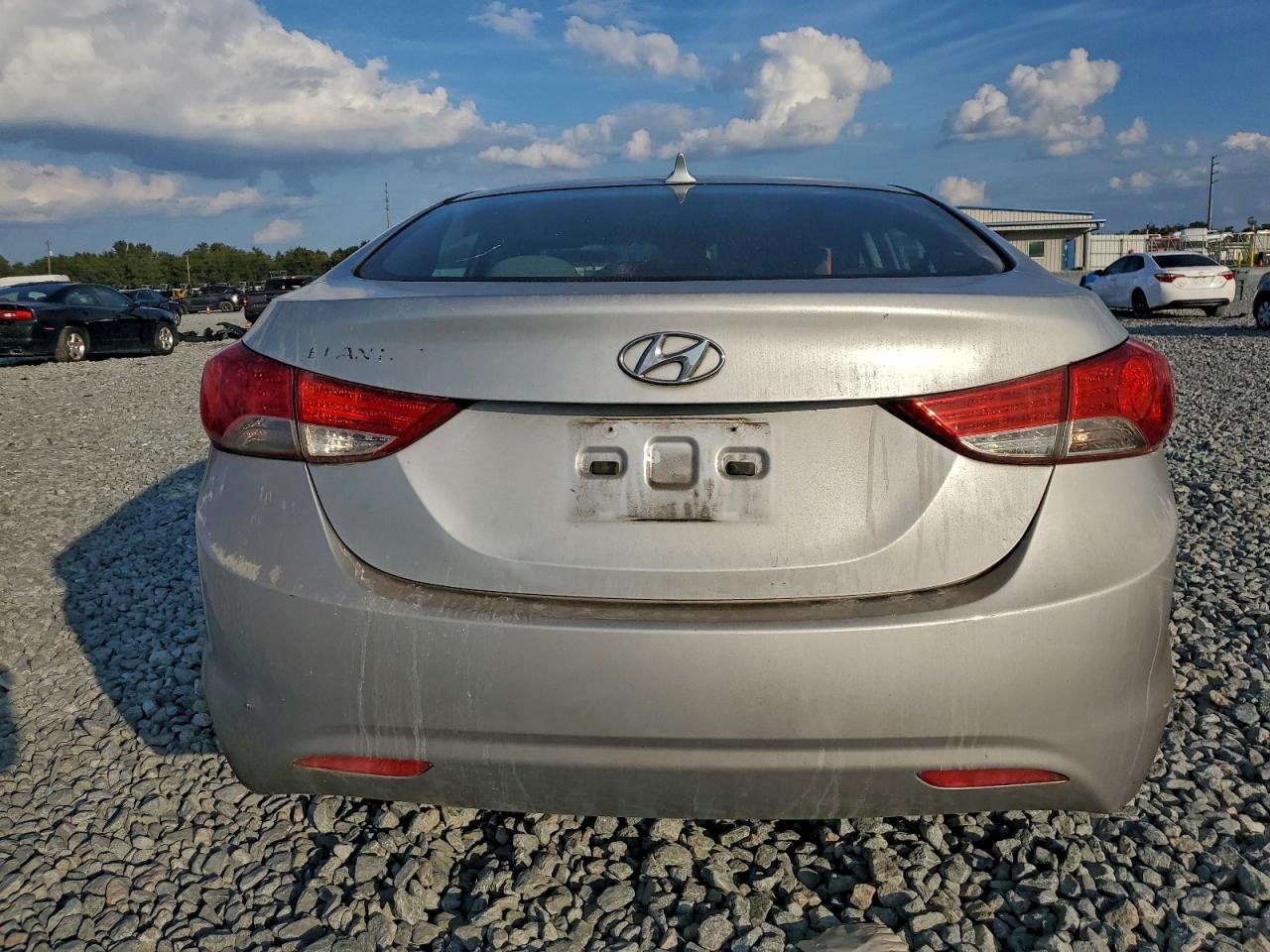2012 Hyundai Elantra Gls - Фото 6