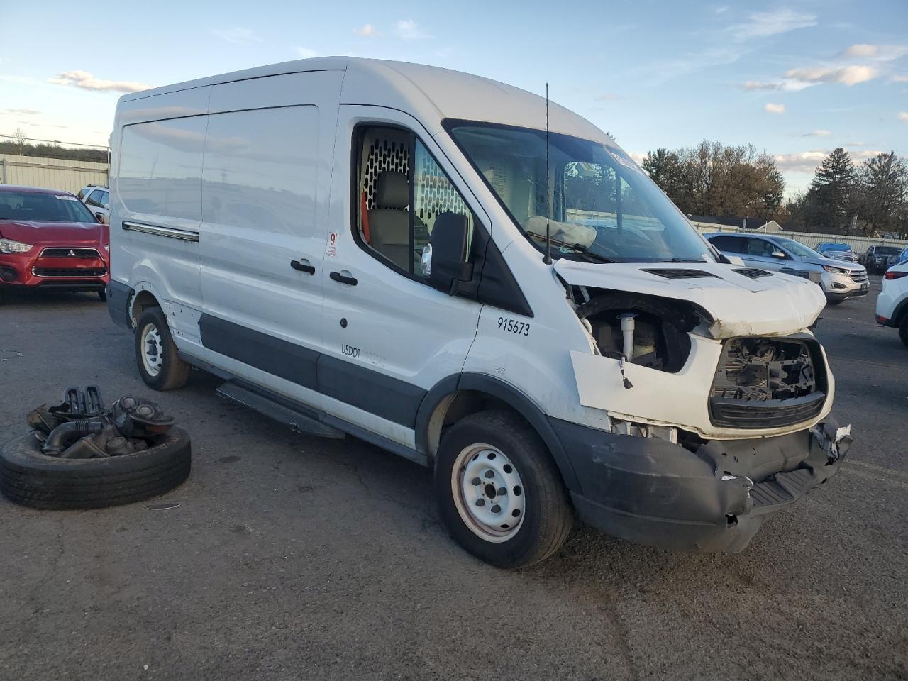 2019 Ford Transit 150 Delivery Van - Фото 4