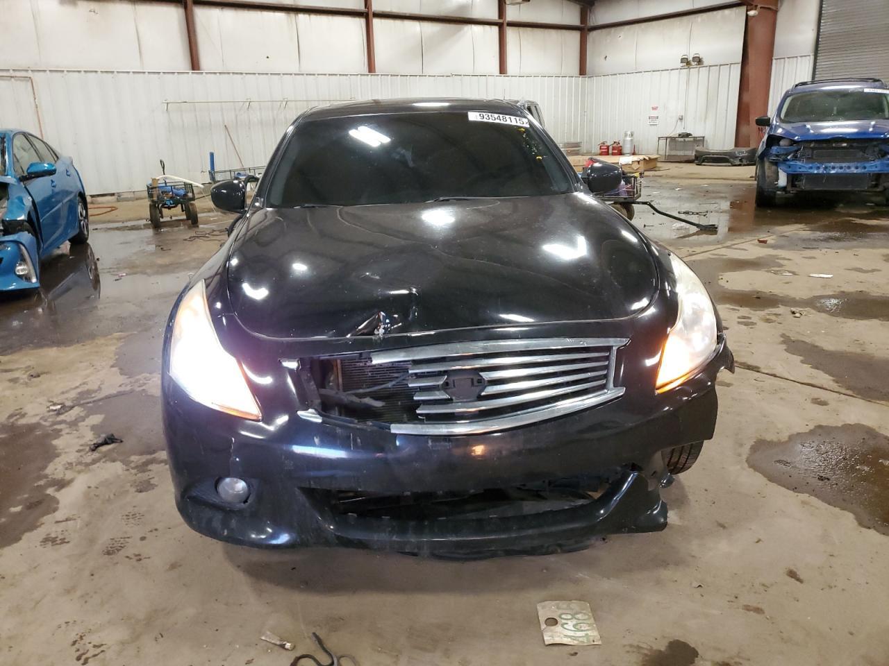 2011 Infiniti G37 - Image 5