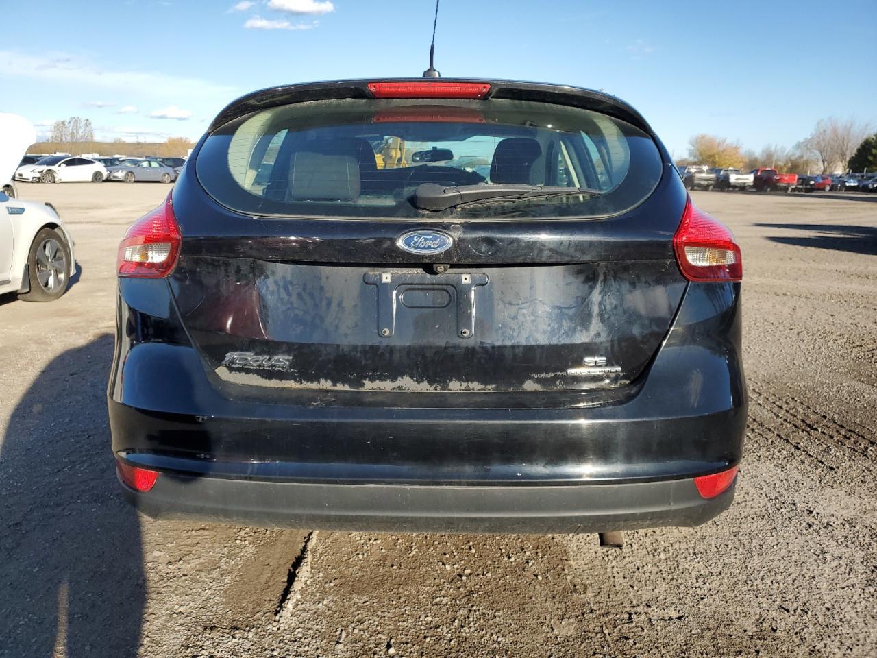 2016 Ford Focus Se - Фото 6