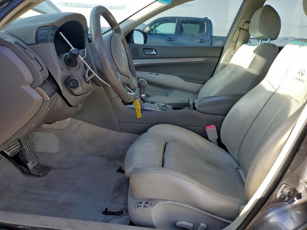 2013 Infiniti G37 Sedan X - Image 7