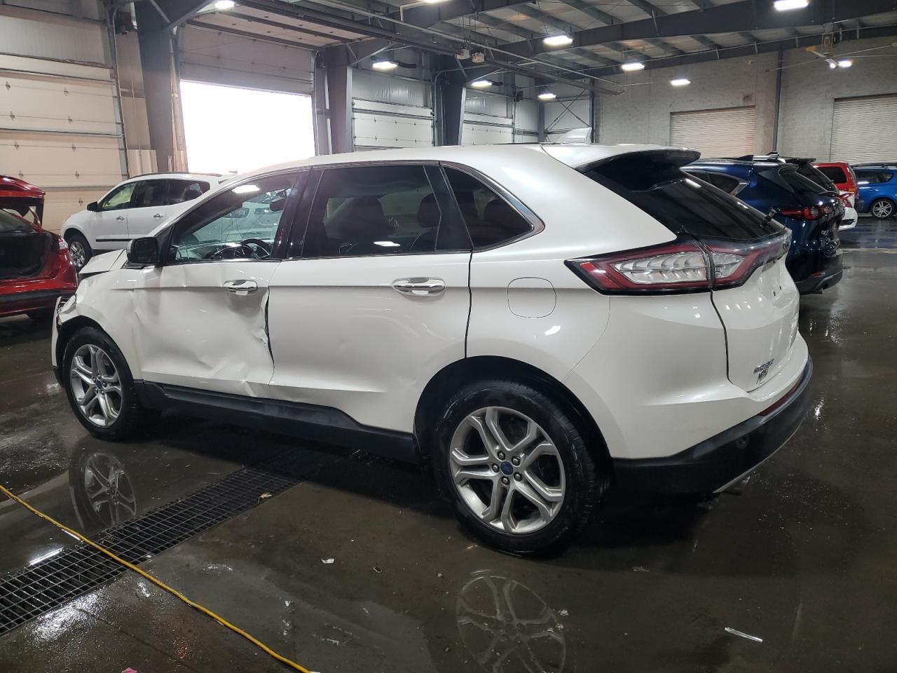 2016 Ford Edge Titanium - Фото 2