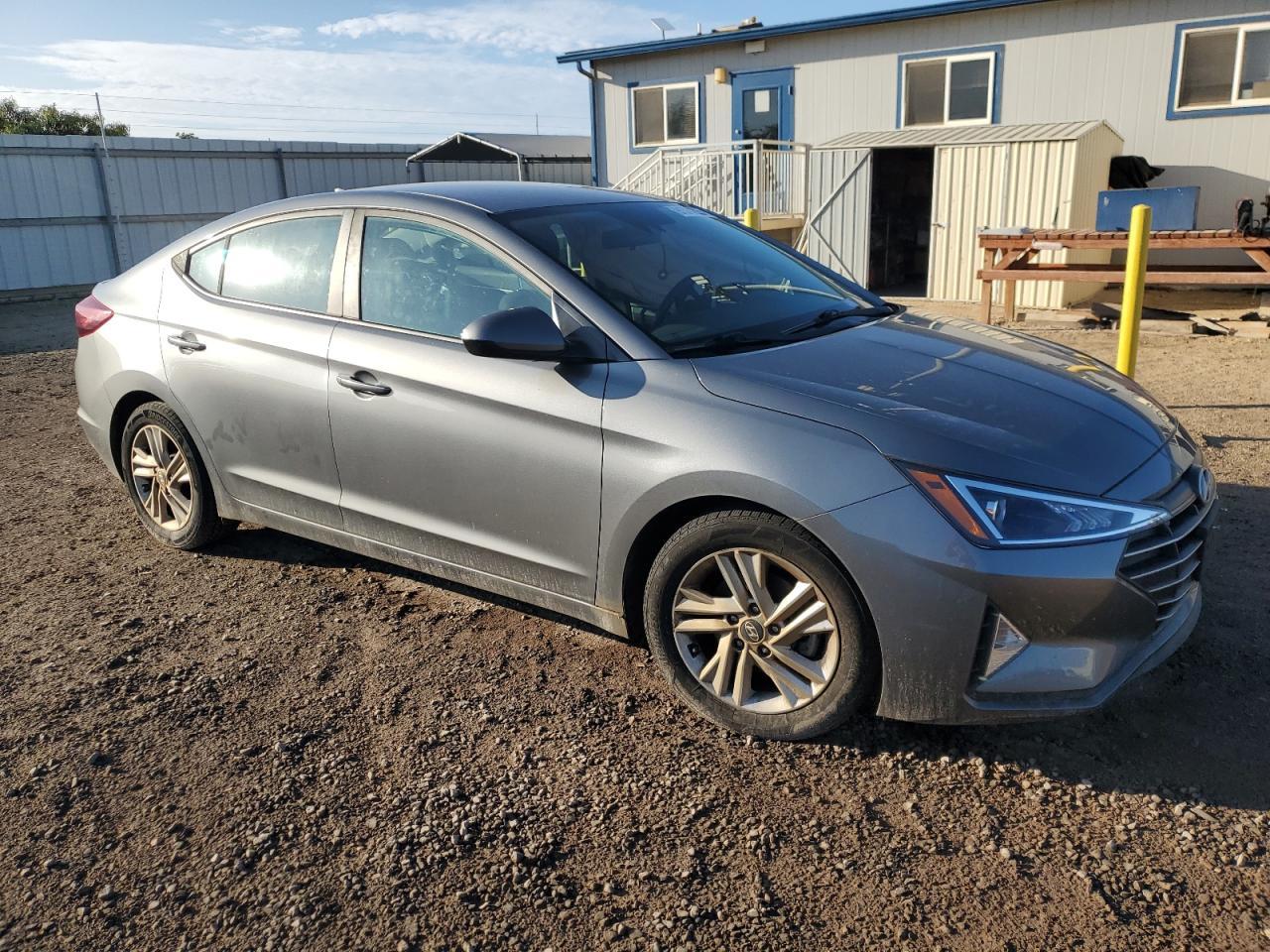2019 Hyundai Elantra Sel - Фото 4