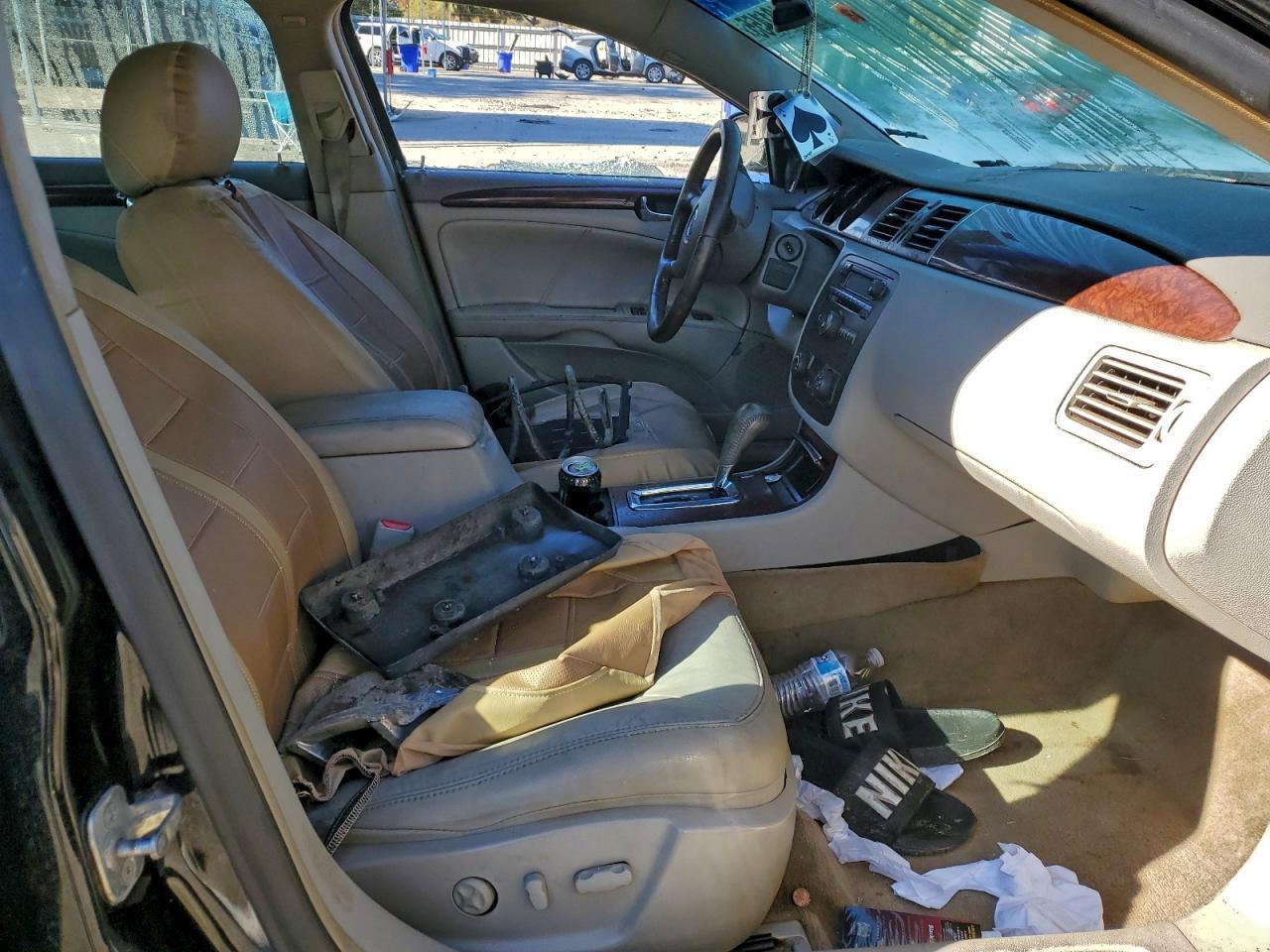 2011 Buick Lucerne Cxl - Image 7