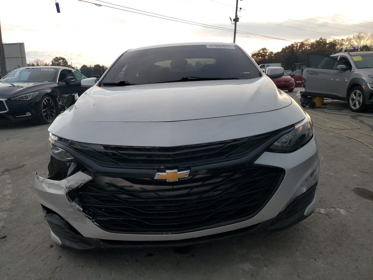 2022 Chevrolet Malibu Lt - Image 5