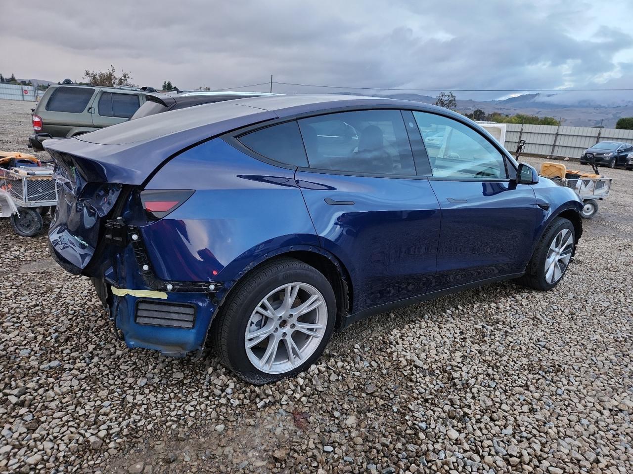 2022 Tesla Model Y - Фото 3