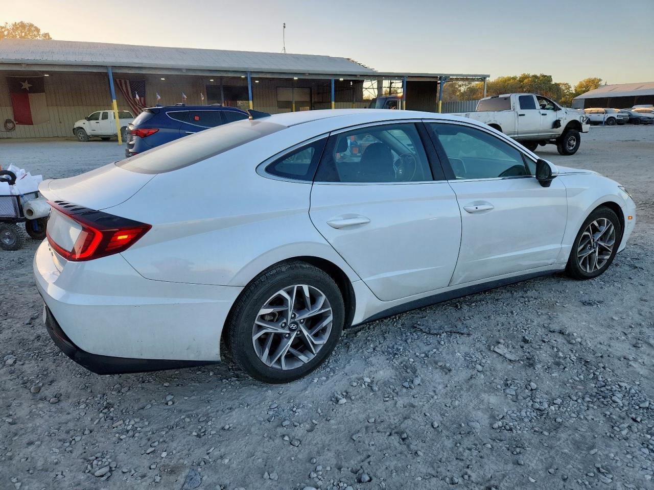 2021 Hyundai Sonata Sel - Image 3