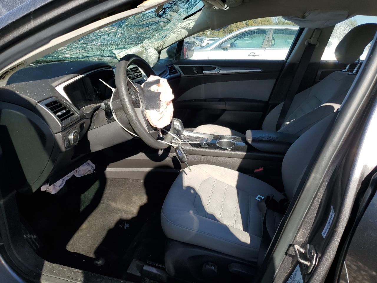 2013 Ford Fusion S - Фото 7