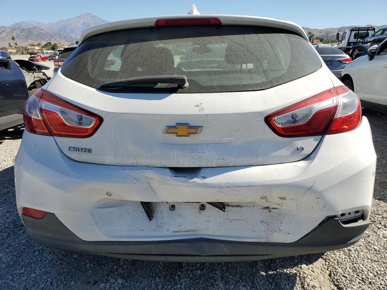 2017 Chevrolet Cruze Lt - Фото 6