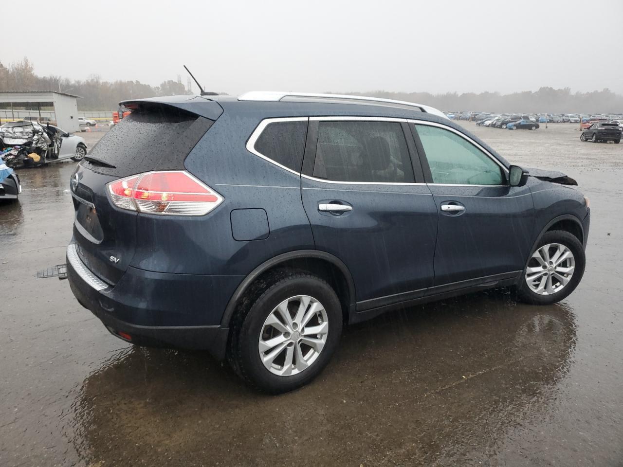 2016 Nissan Rogue S - Фото 3