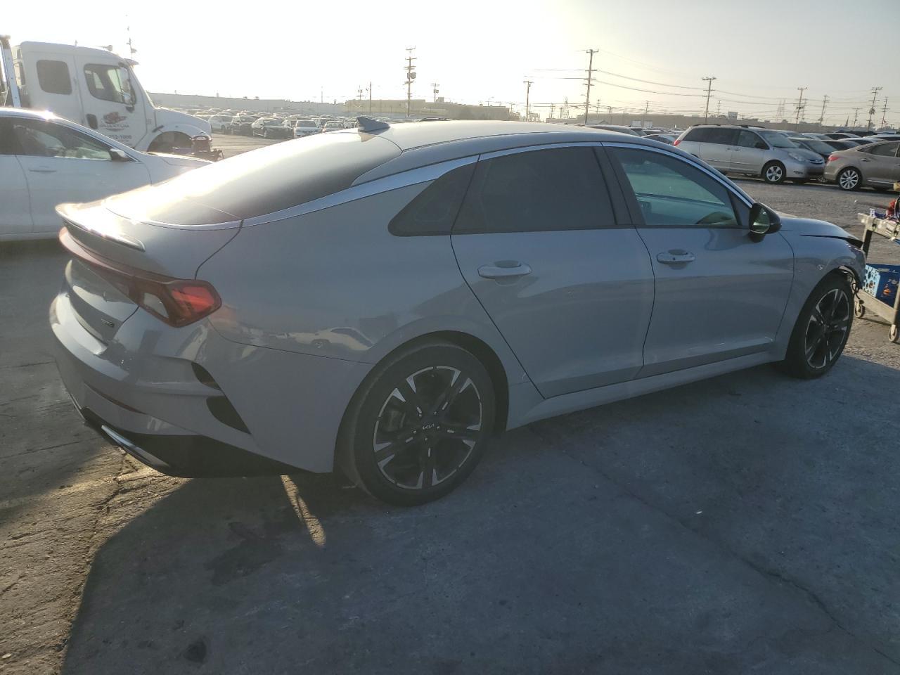2022 Kia K5 Gt Line - Фото 3