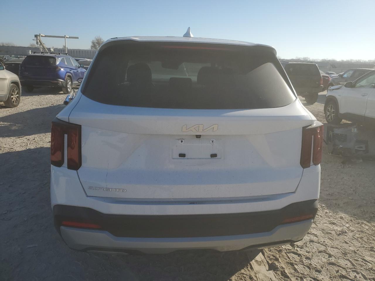 2025 Kia Sorento Lx - Фото 6