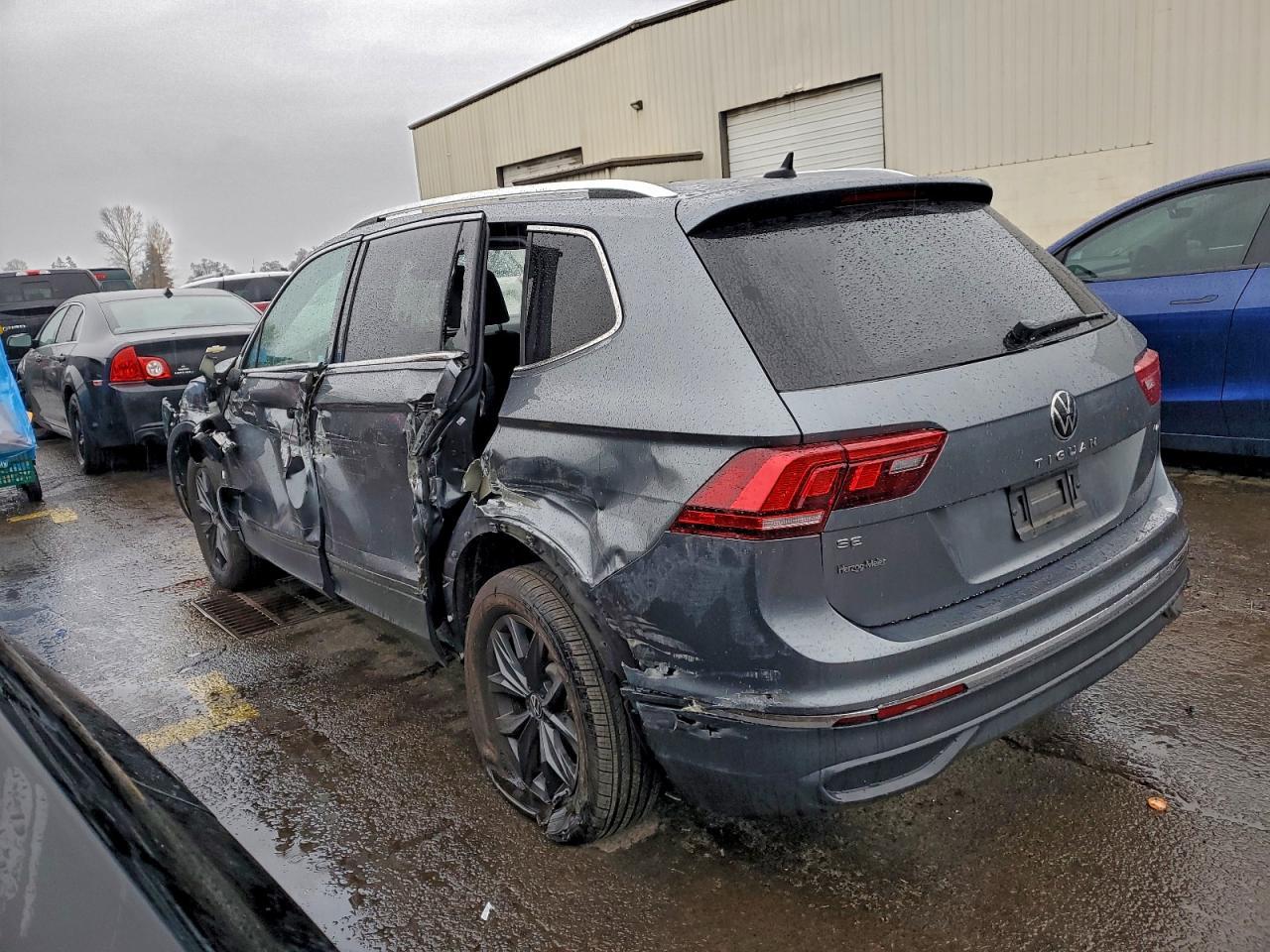2024 Volkswagen Tiguan Se - Фото 3
