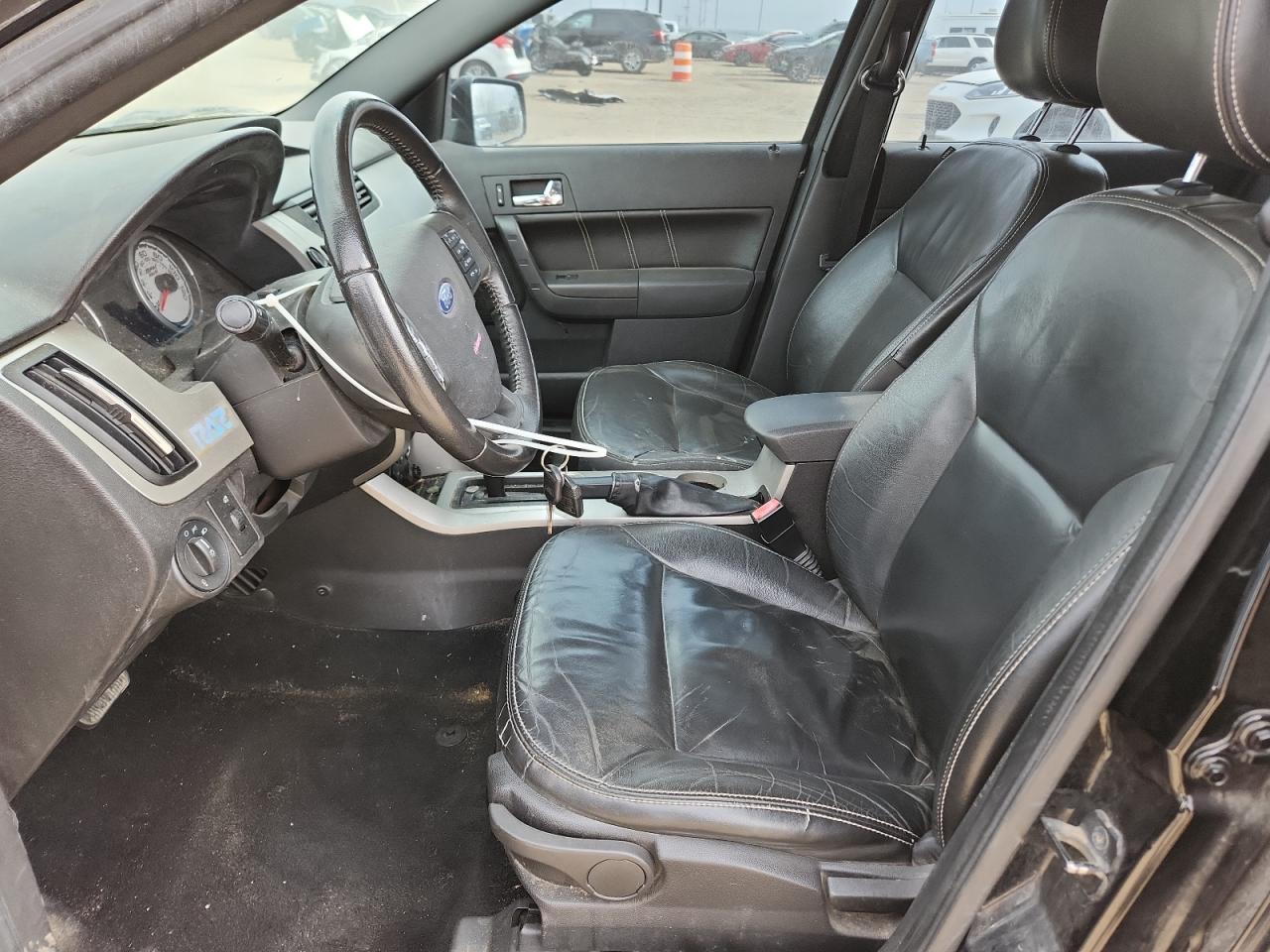 2010 Ford Focus - Фото 7