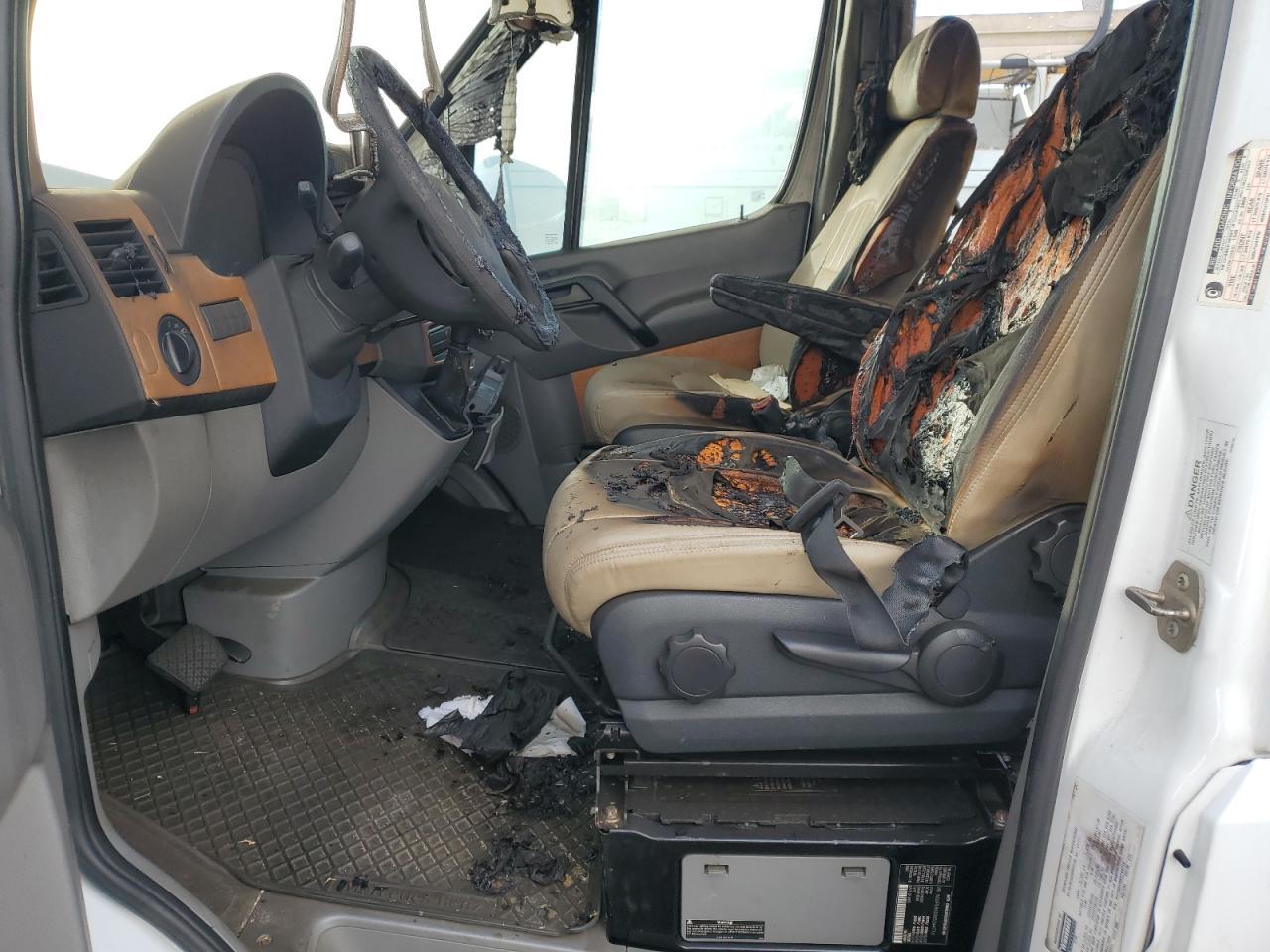 2008 Dodge Sprinter 2500 - Image 7