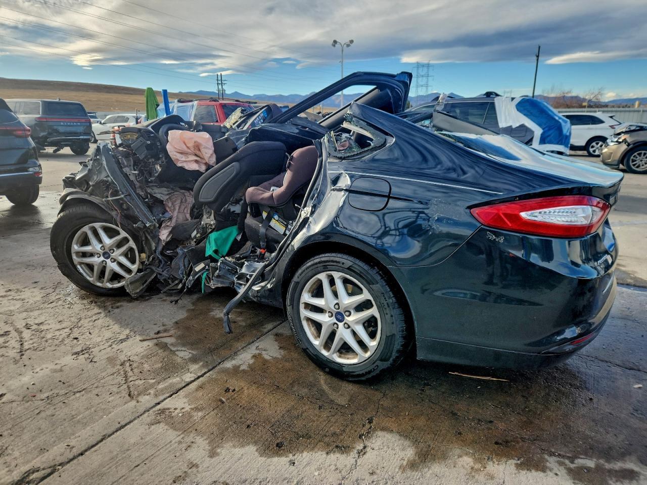 2014 Ford Fusion Se - Фото 2