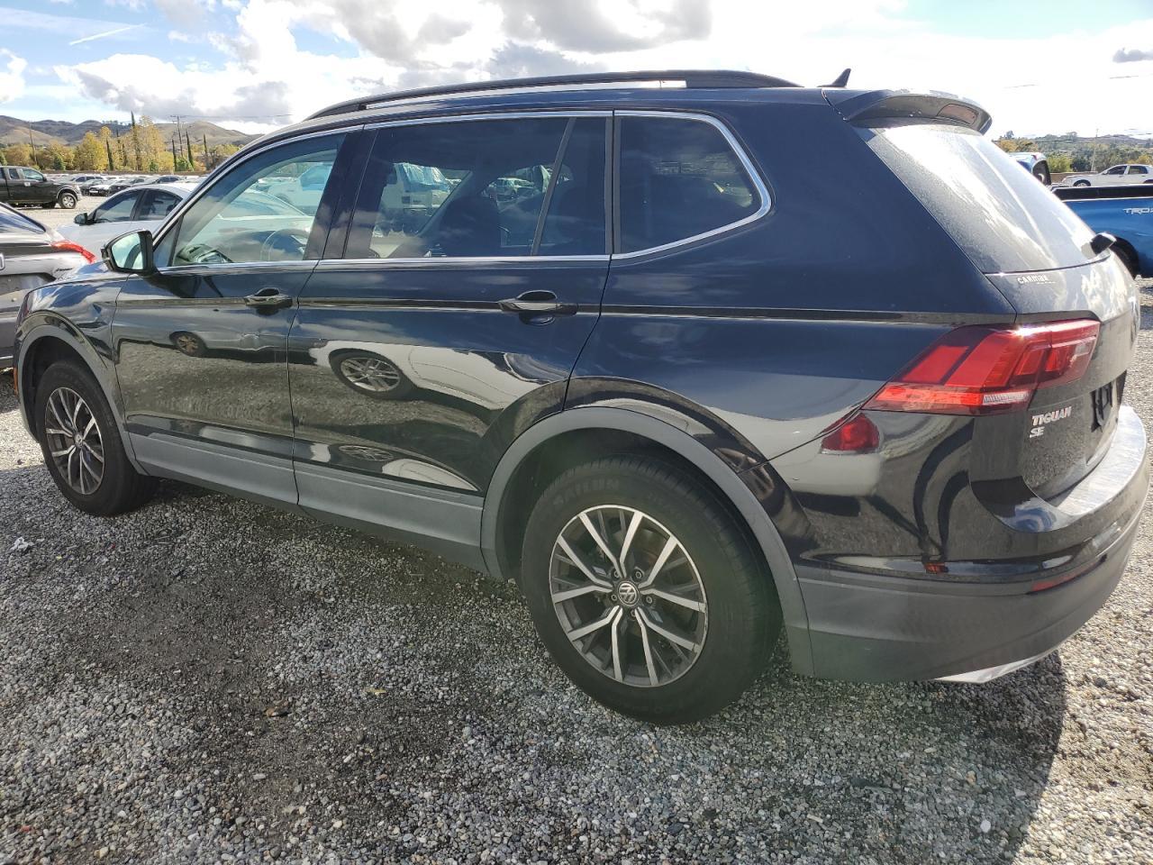 2019 Volkswagen Tiguan Se - Image 2