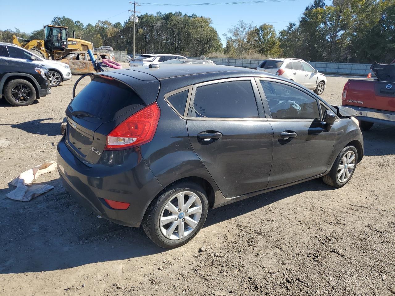 2011 Ford Fiesta Se - Фото 3