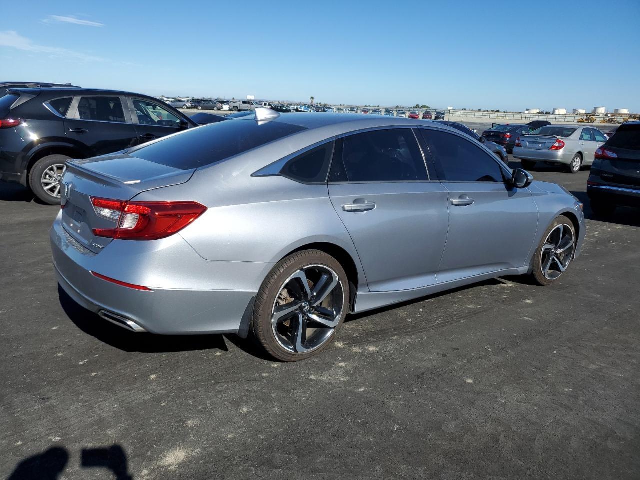 2018 Honda Accord Sport - Фото 3