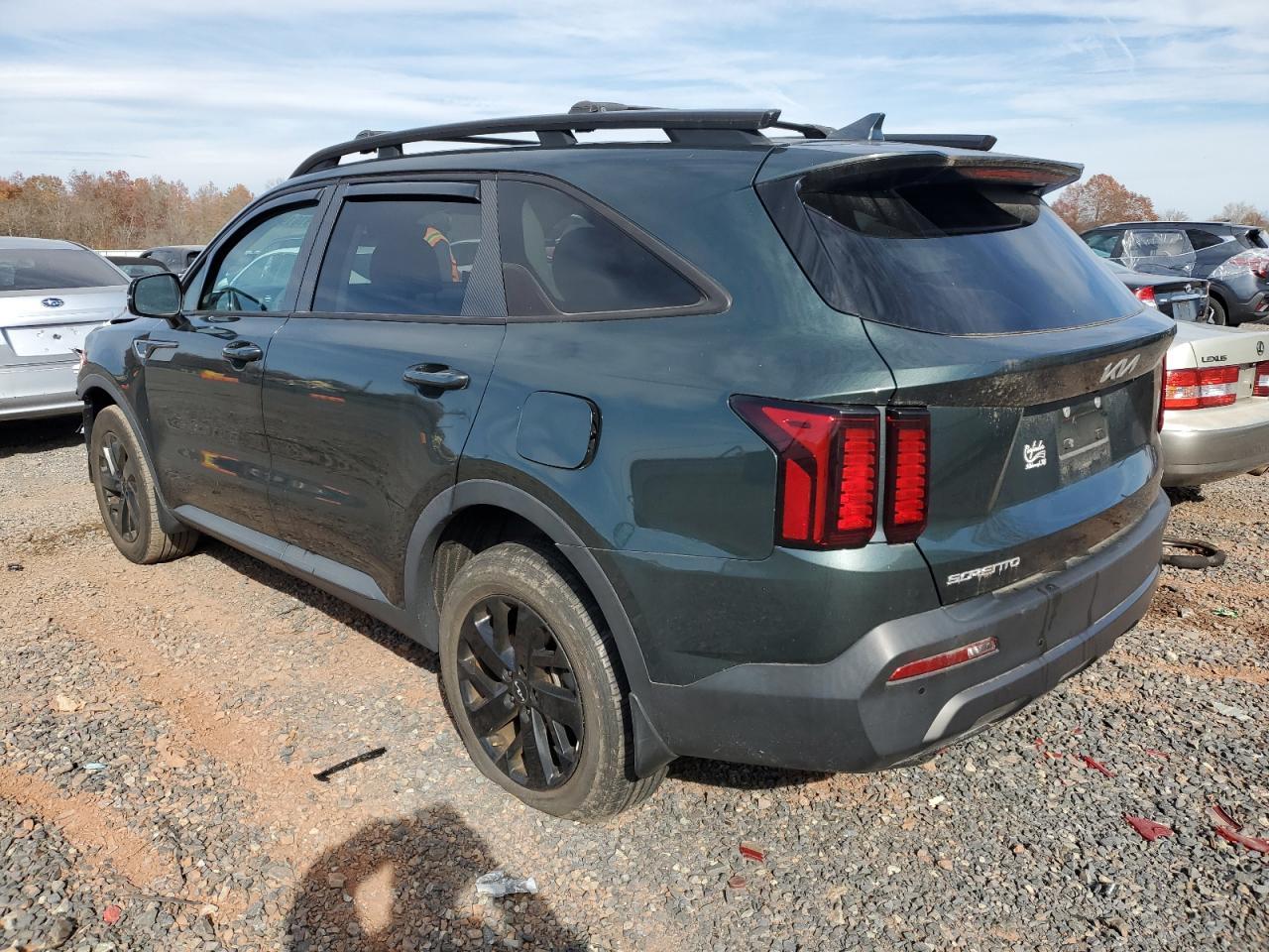 2023 Kia Sorento S - Фото 2