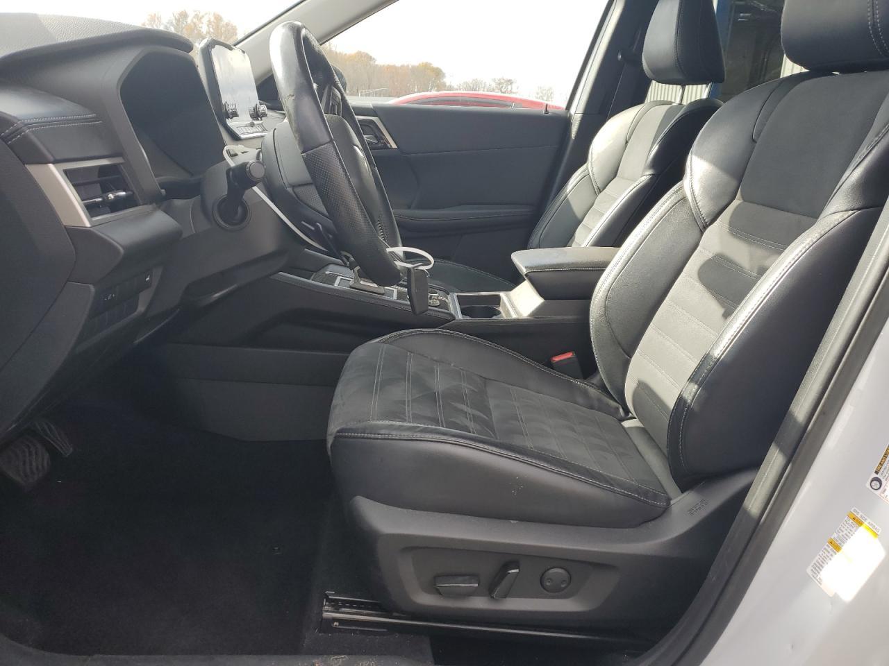 2022 Mitsubishi Outlander Se - Фото 7