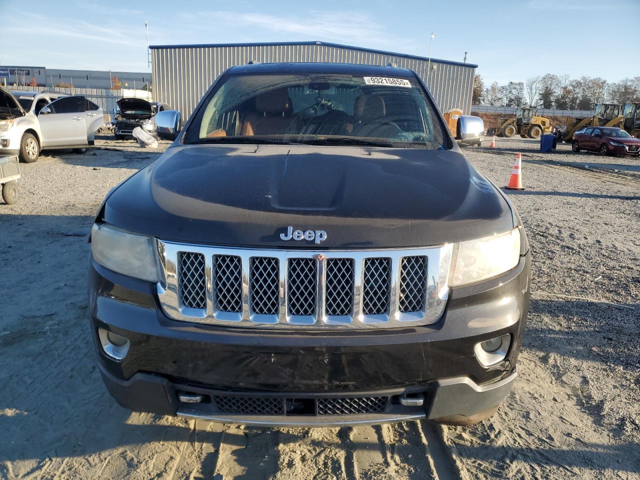 2012 Jeep Grand Cherokee Overland - Image 5