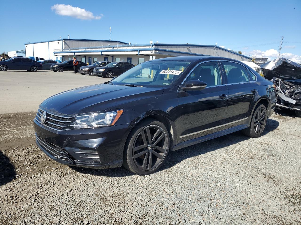 2017 Volkswagen Passat R-Line