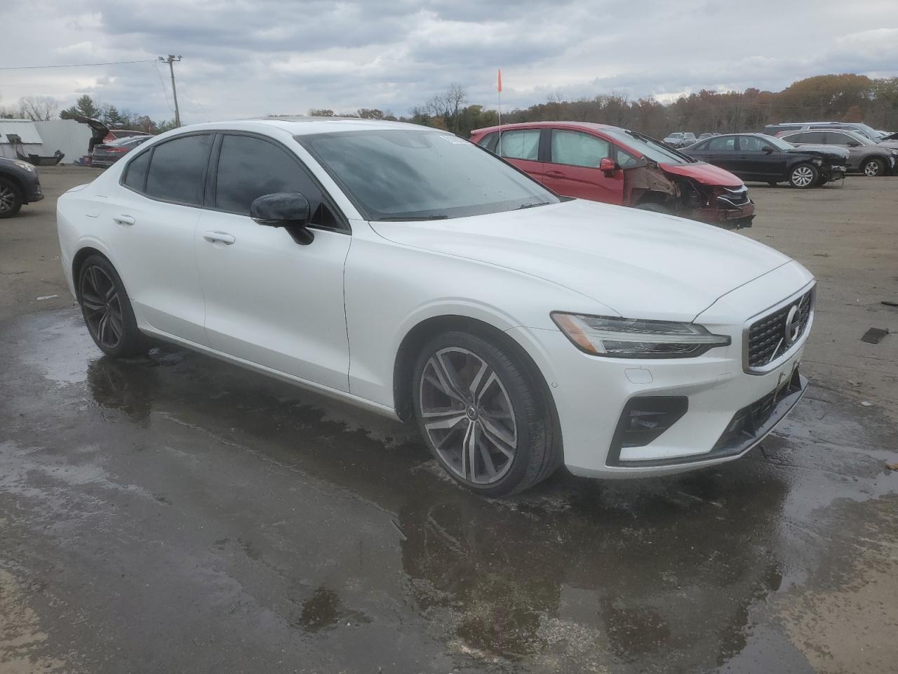 2019 Volvo S60 T6 R-Design - Фото 4