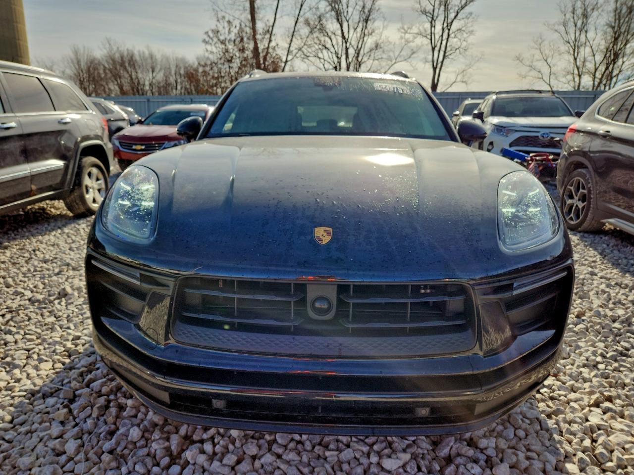 2024 Porsche Macan Base - Image 5