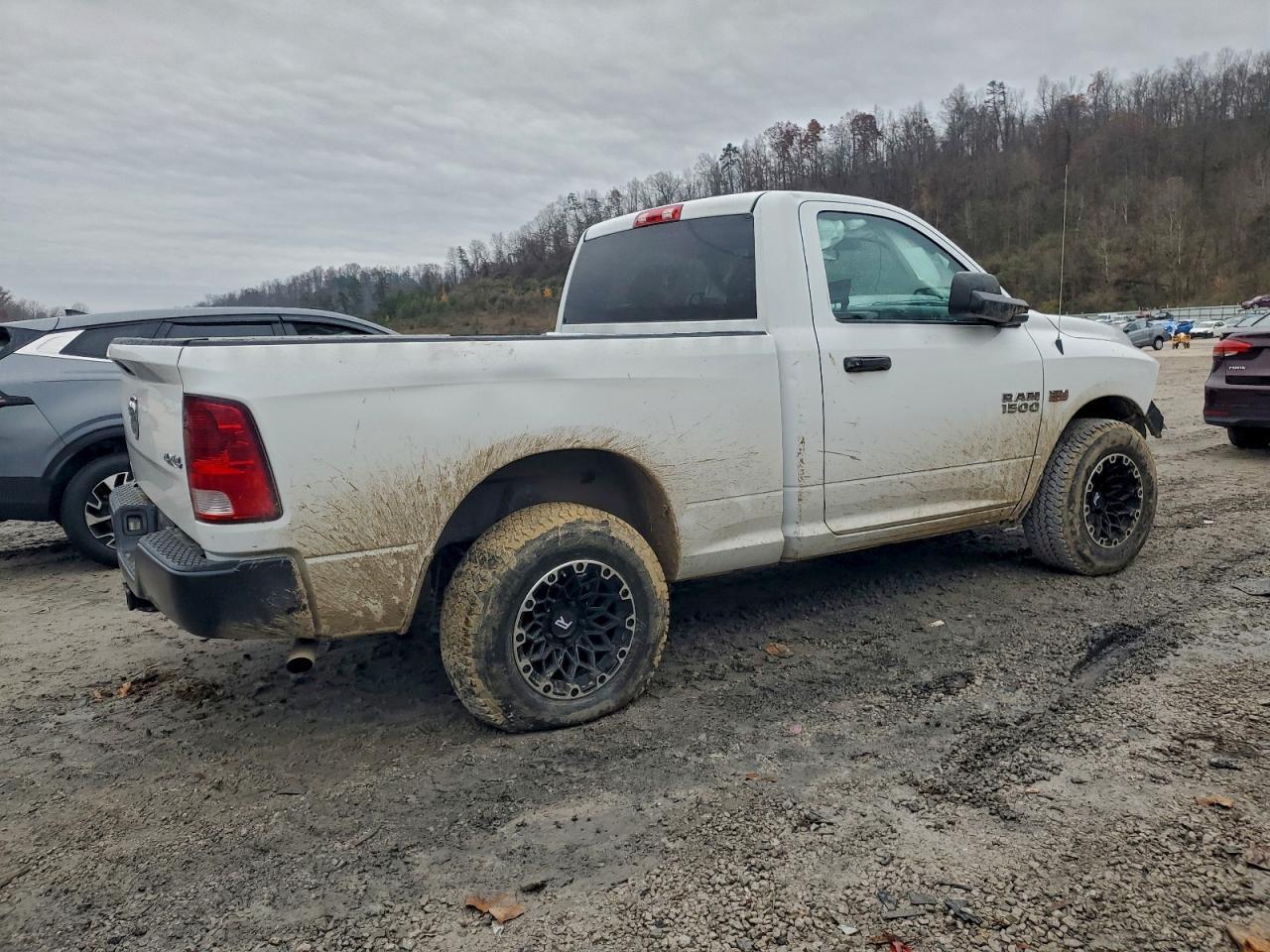2014 Ram 1500 St - Image 3