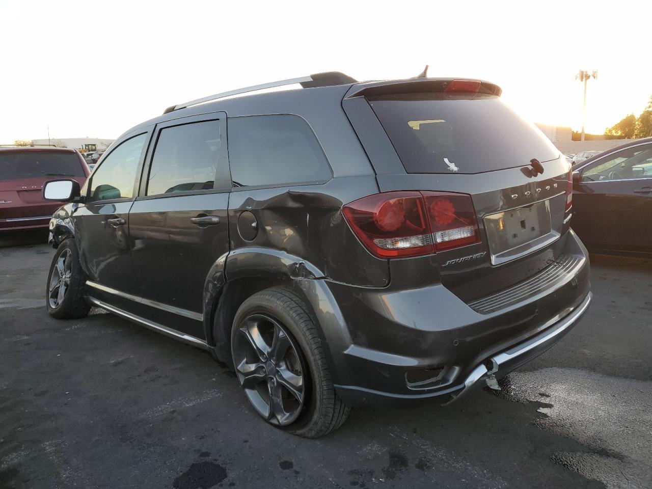 2016 Dodge Journey Crossroad - Фото 2