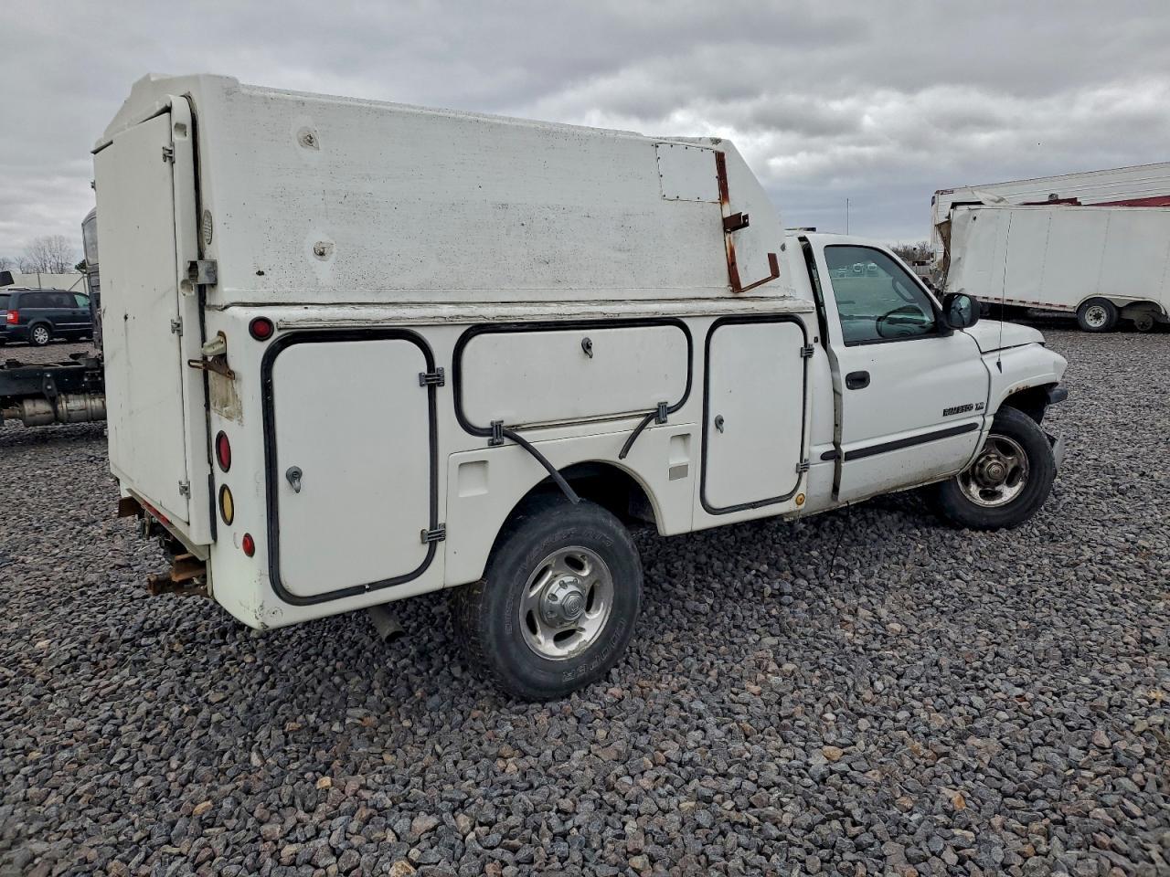 2001 Dodge Ram 2500 - Фото 3