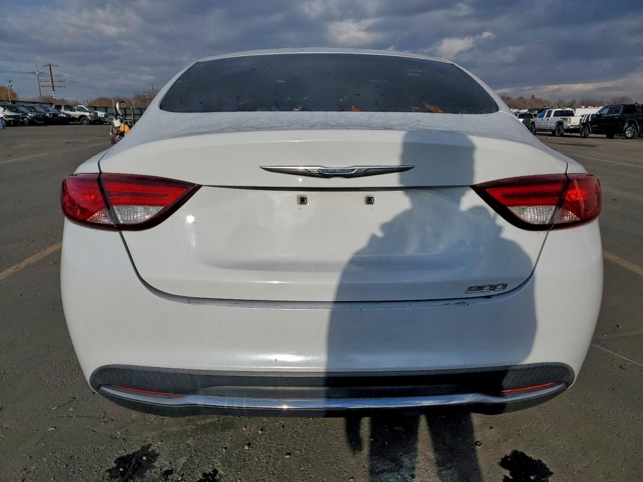 2015 Chrysler 200 Limited - Фото 6