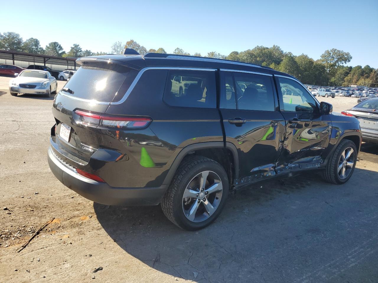 2022 Jeep Grand Cherokee L Limited - Image 3