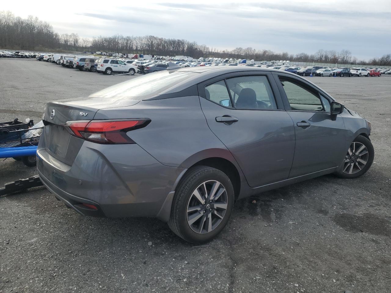 2022 Nissan Versa Sv - Фото 3