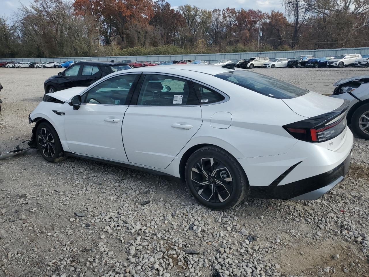 2025 Hyundai Sonata Sel - Image 2
