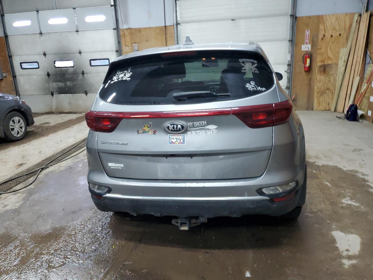 2022 Kia Sportage Lx - Image 6