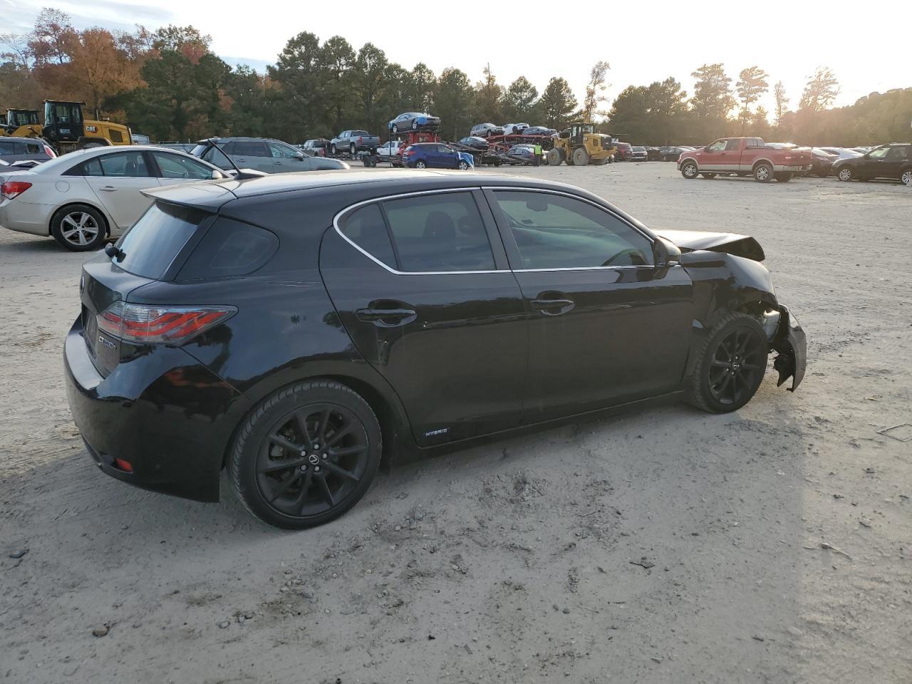 2011 Lexus Ct - Image 3