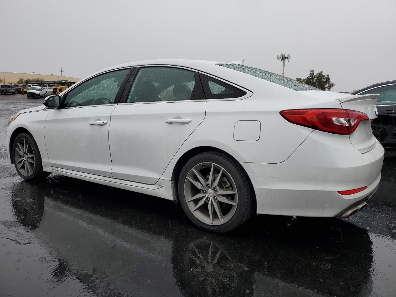 2017 Hyundai Sonata - Image 2
