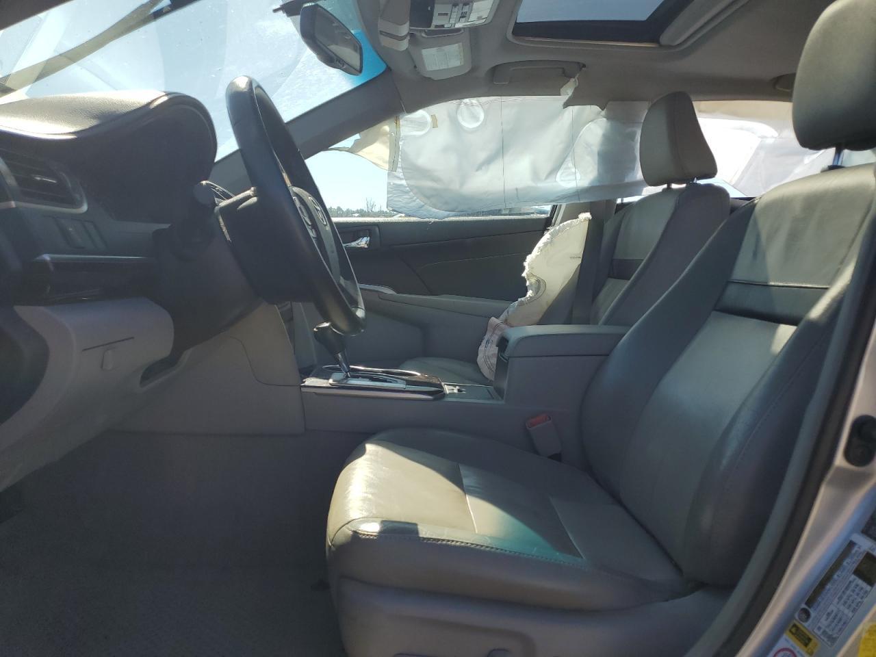 2014 Toyota Camry L - Фото 7