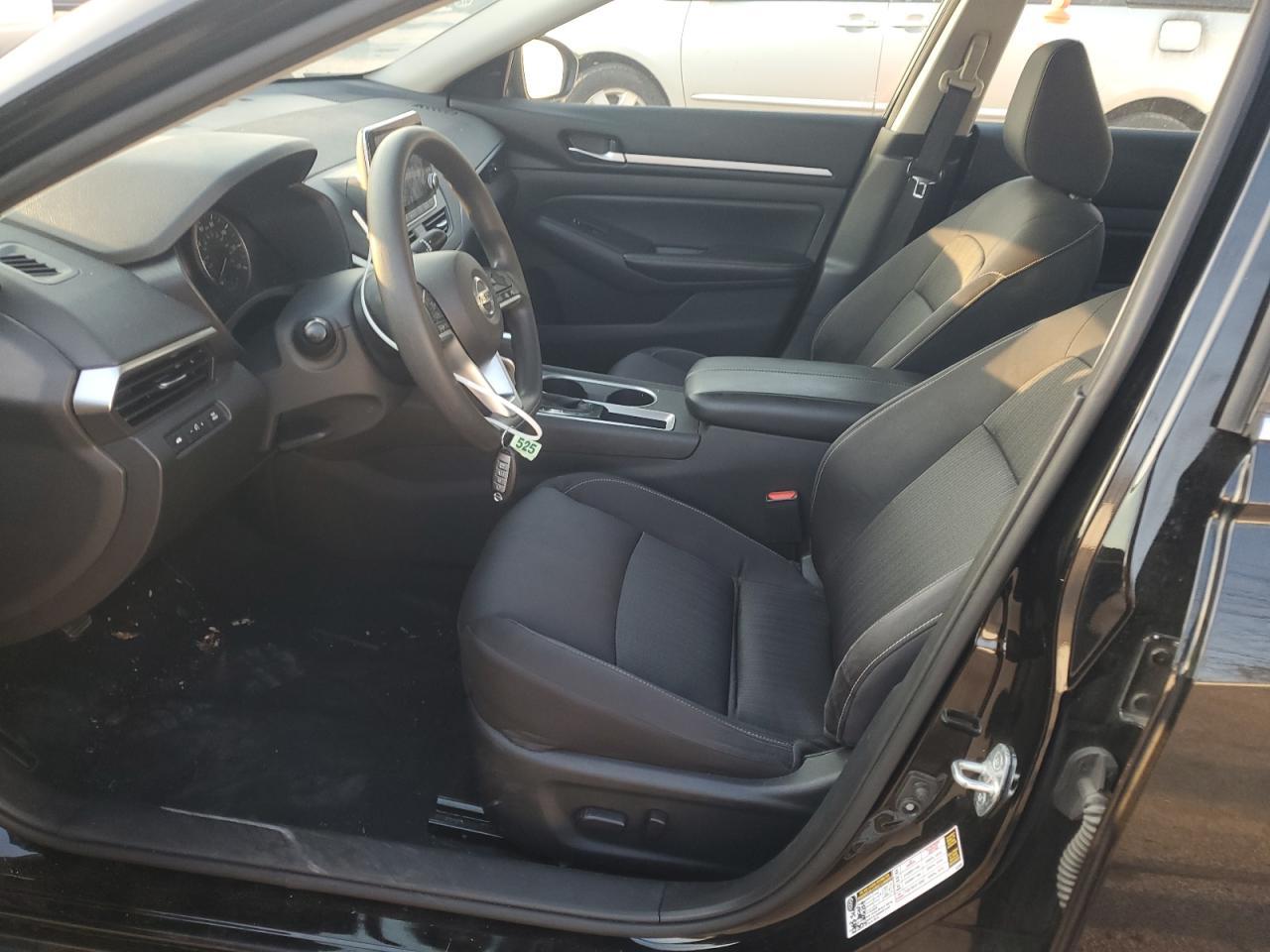 2022 Nissan Altima Sv - Image 7