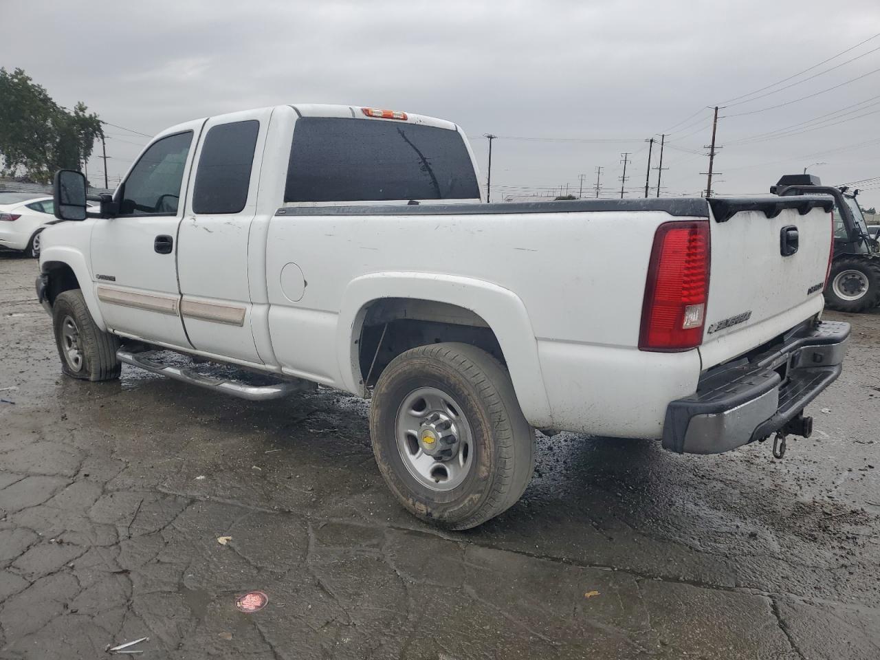 2004 Chevrolet Silverado K2500 Heavy Duty - Фото 2