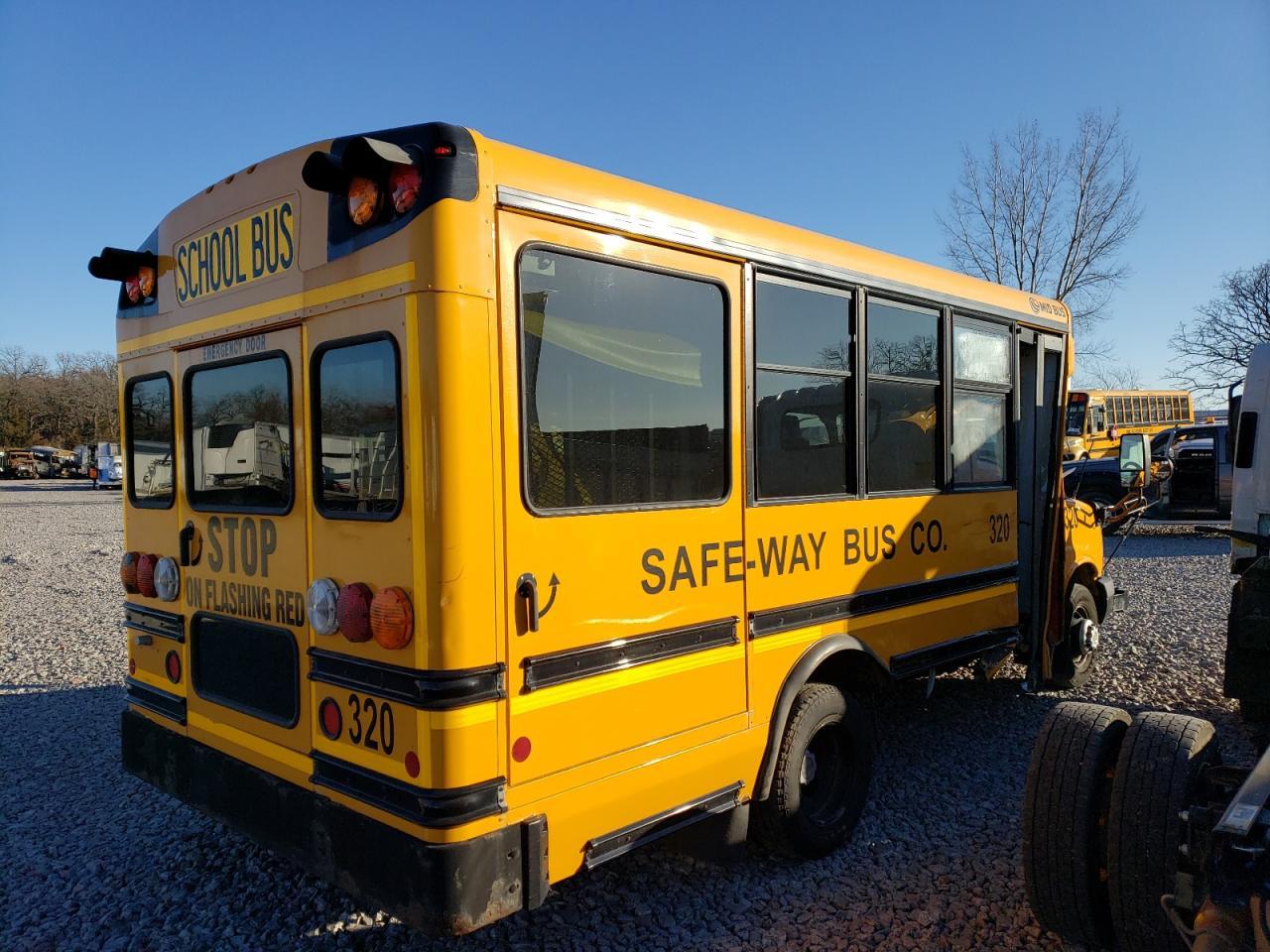 2014 Chevrolet Express School Bus - Фото 4