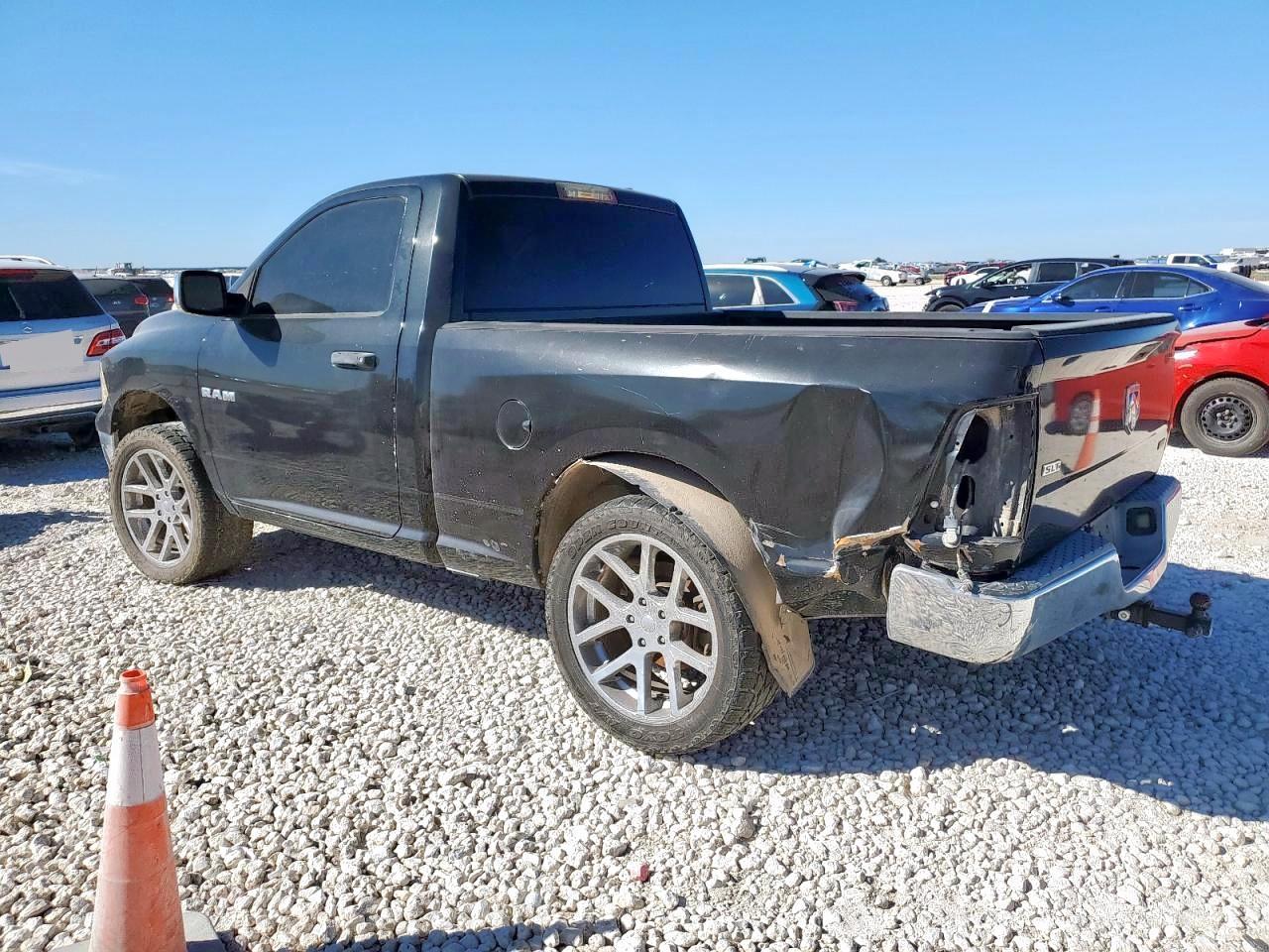 2009 Dodge Ram 1500 - Фото 2