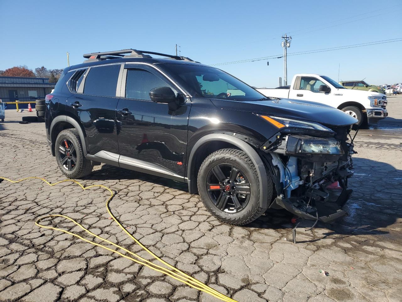 2025 Nissan Rogue Rock Creek - Фото 4